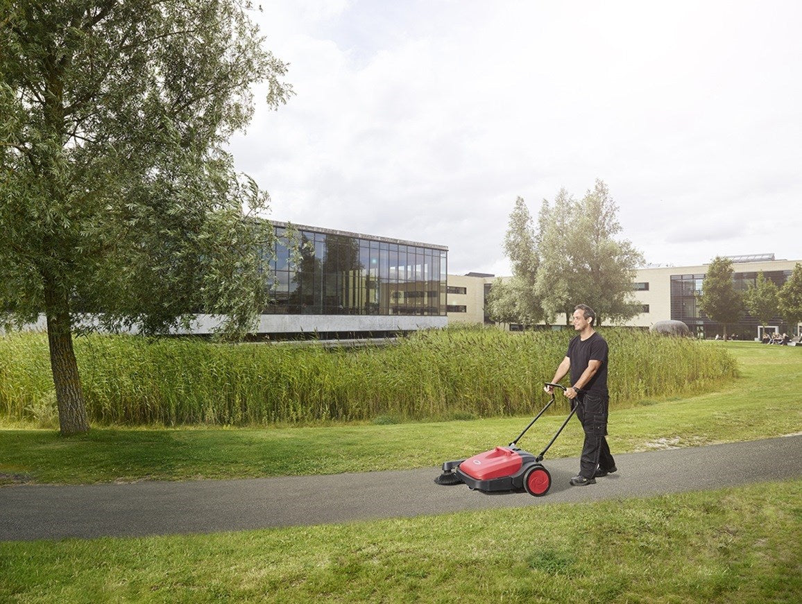 9962821810ebfd4aeba9dcaebe61902b